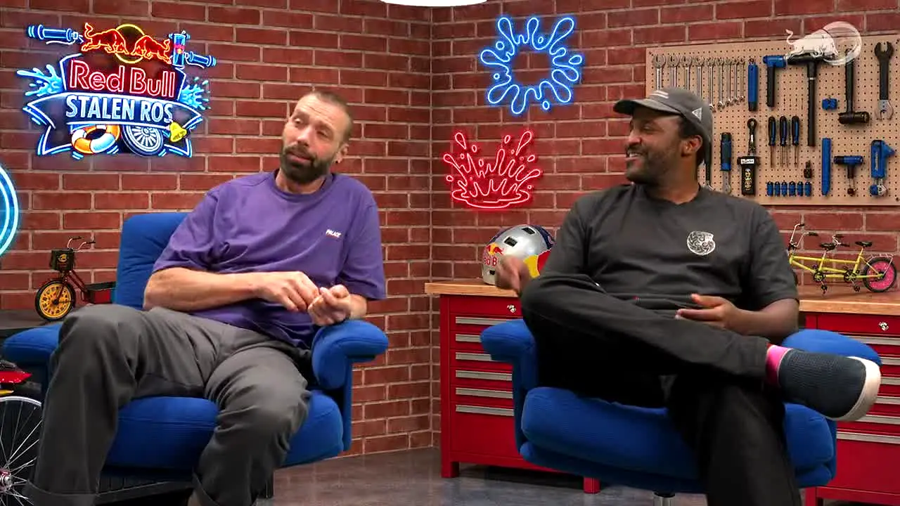 Red Bull TV ES live