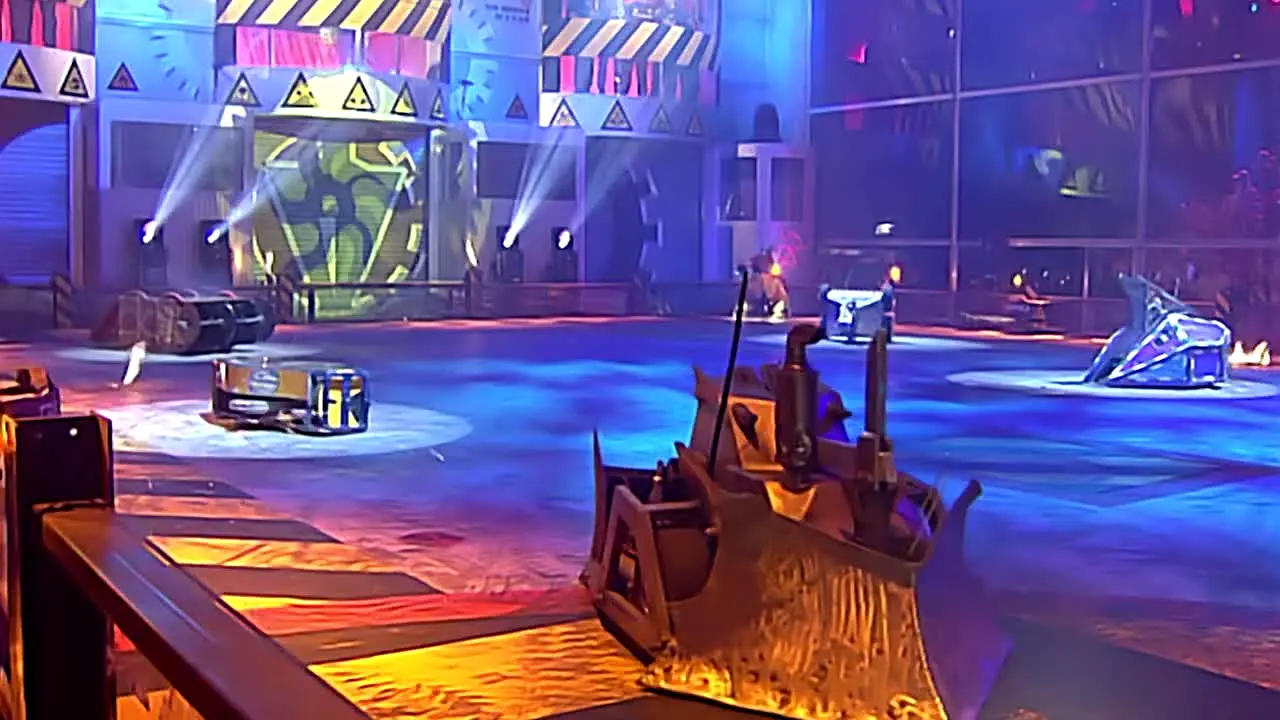 Robot Wars by Mech+ live