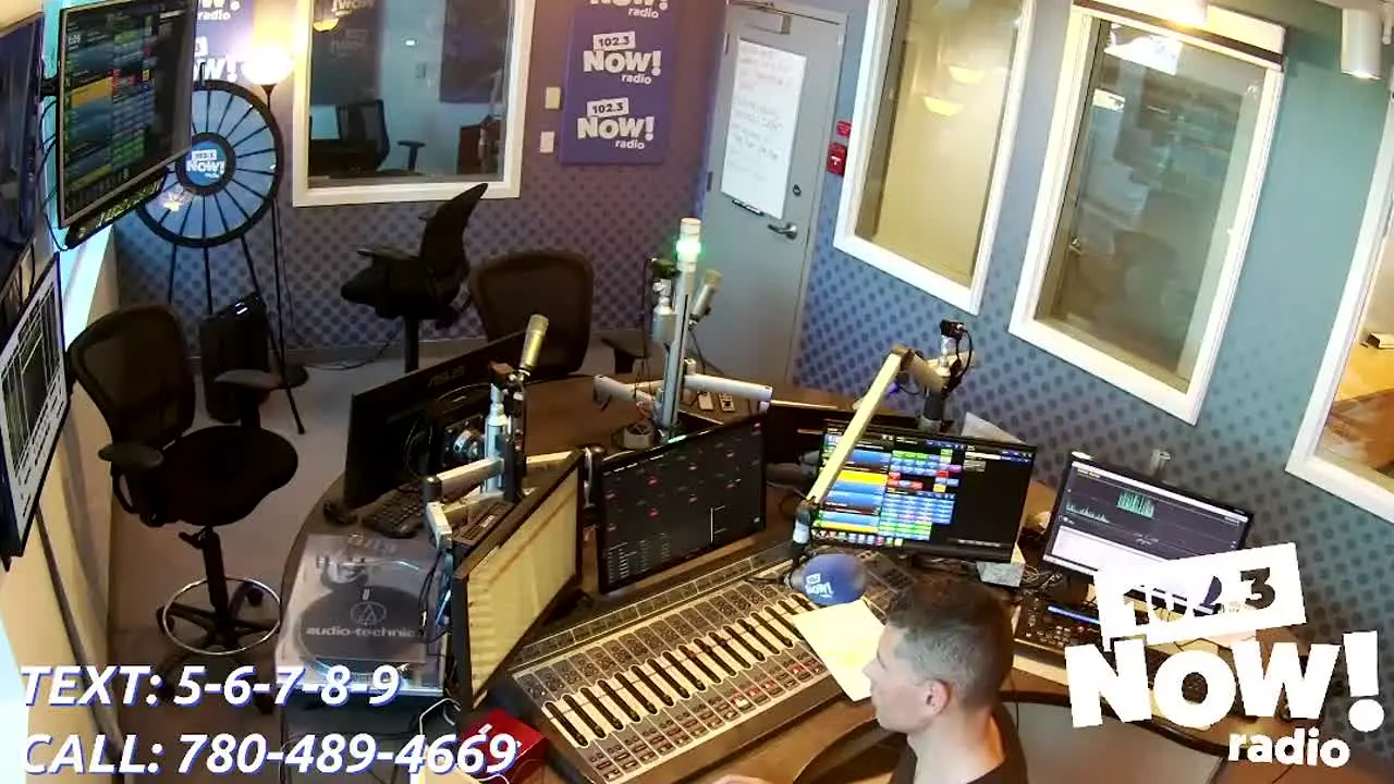CKNO-FM live