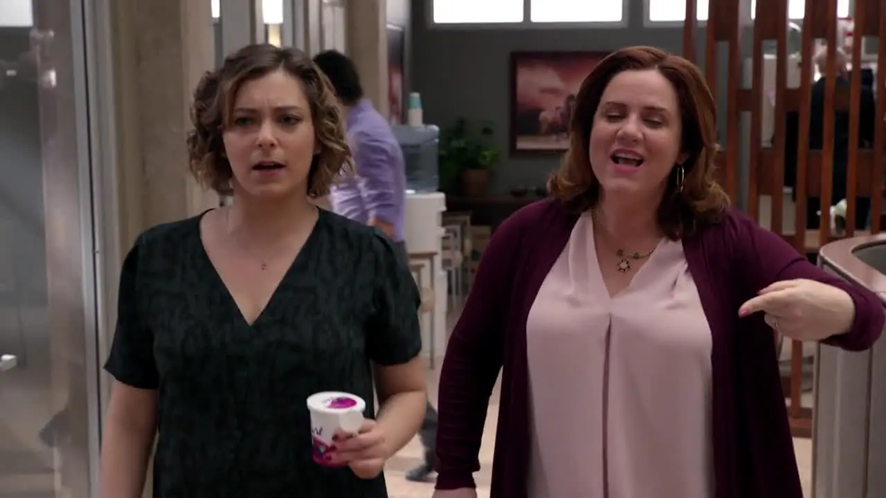 Crazy Ex-Girlfriend live