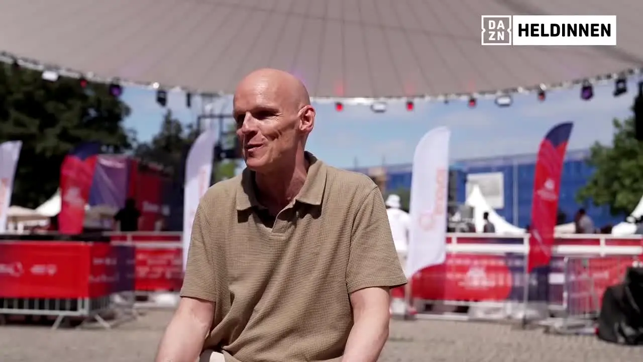 DAZN Heldinnen x Pluto TV live