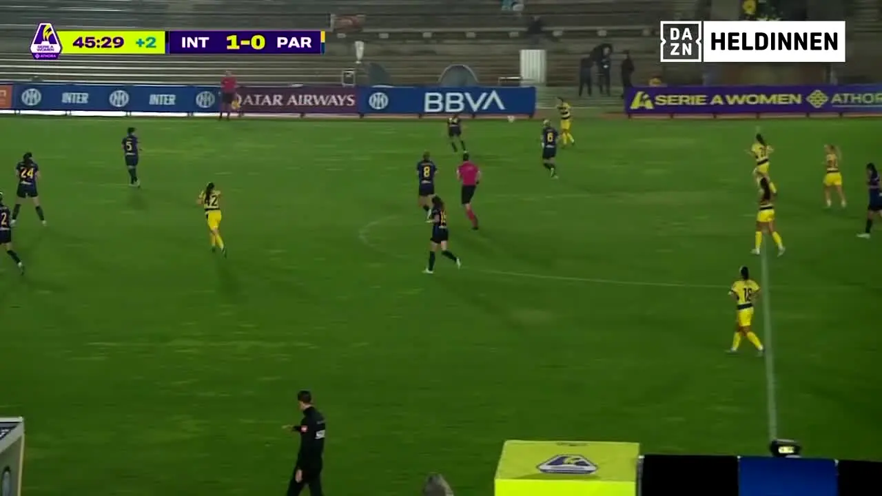 DAZN Heldinnen x Pluto TV live