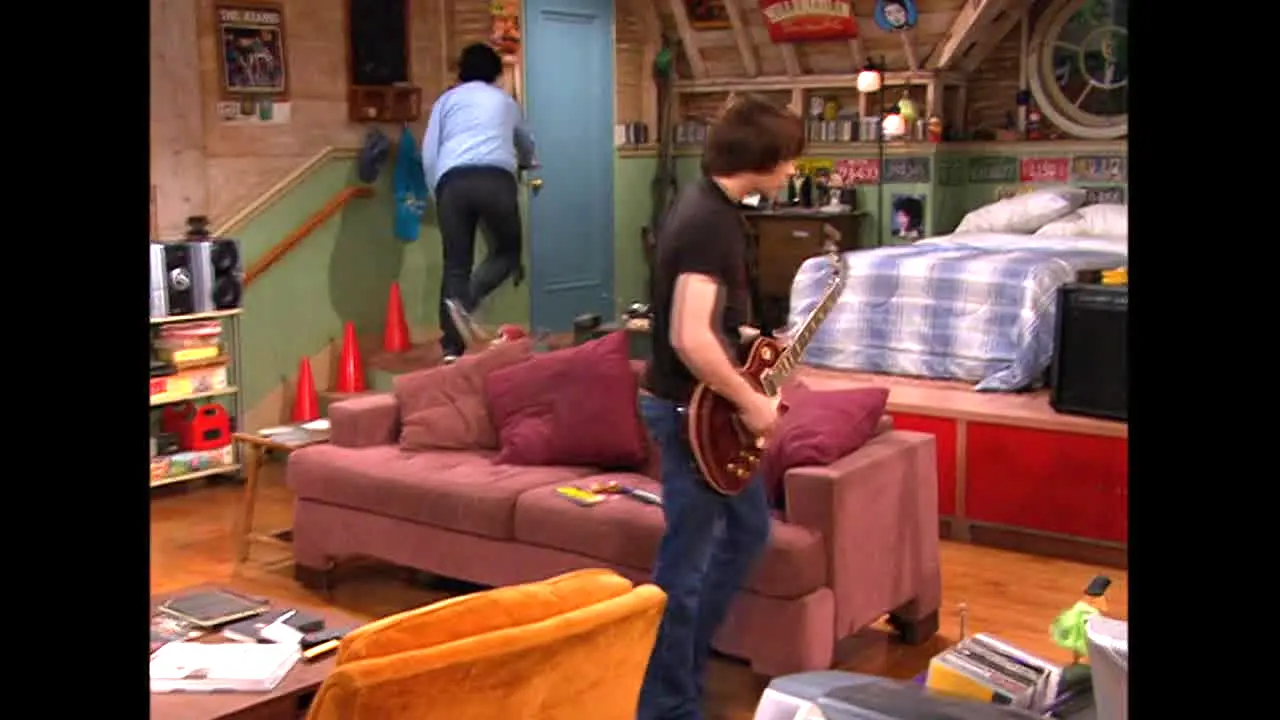 Drake & Josh live