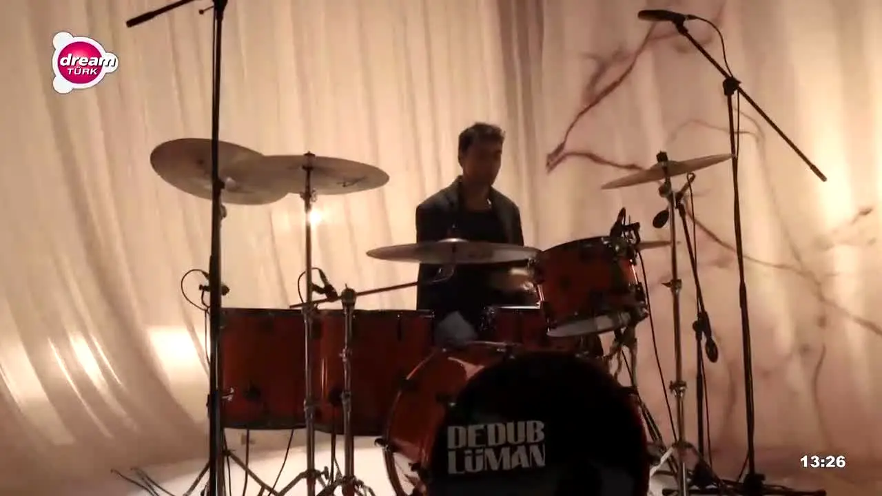 Dream Turk live