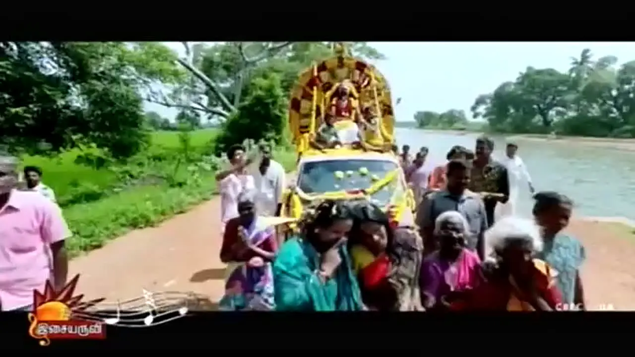 Isai Aruvi en vivo
