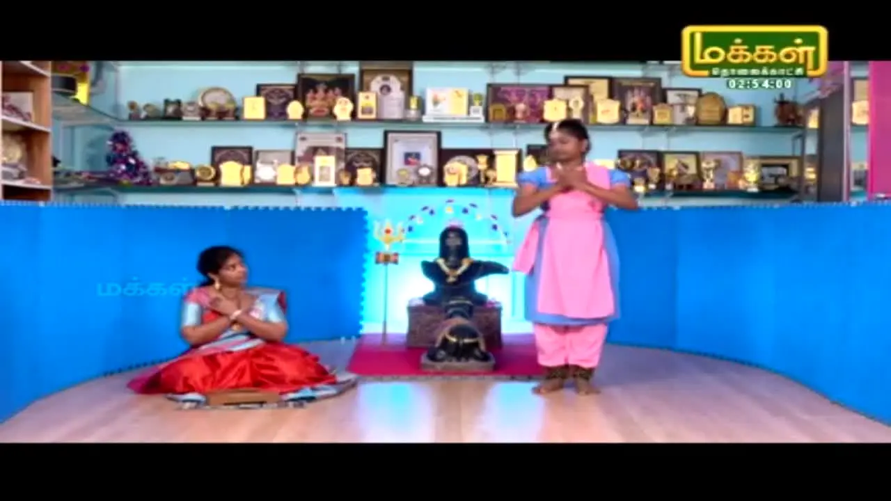 Makkal TV live