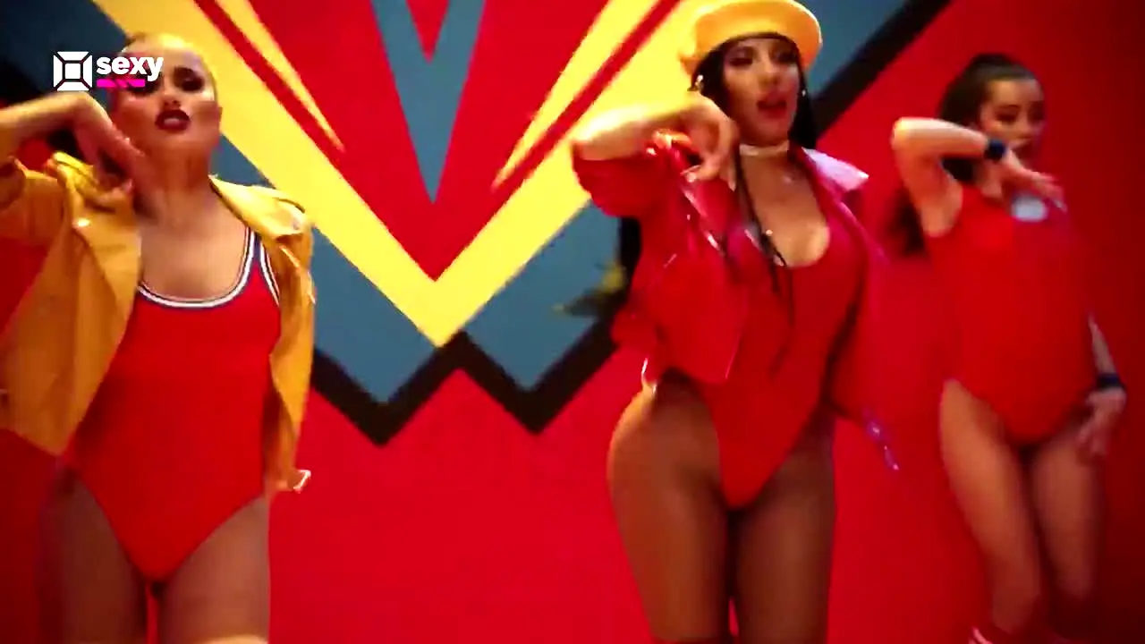Music Box Sexy live