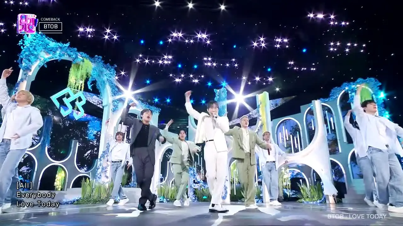 NEW K-POP live