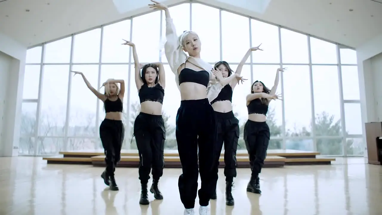 NEW K-POP — прямой эфир