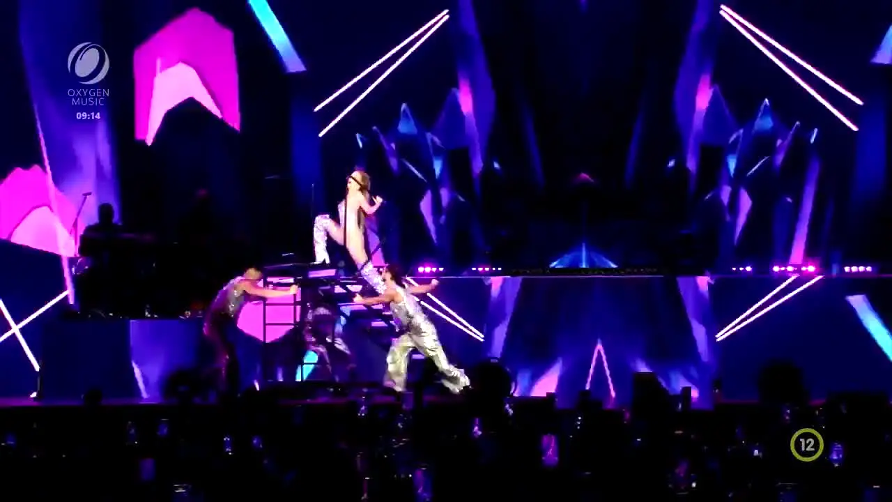 Oxygen Music live