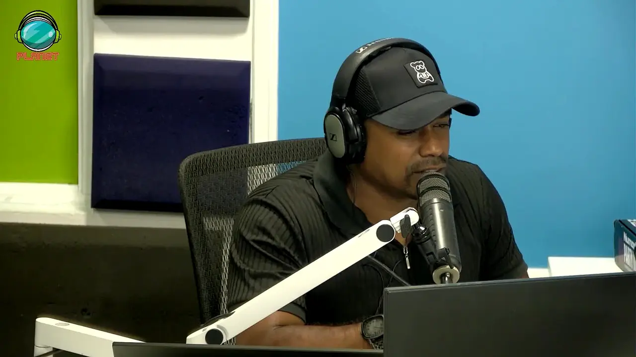 Planet 100.9 FM live