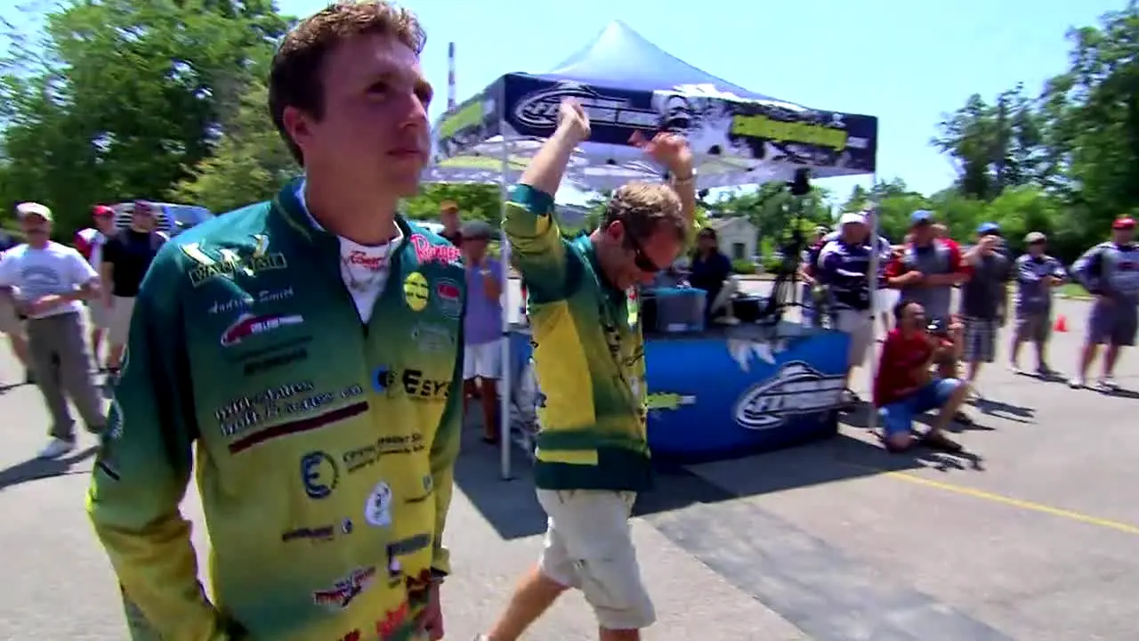 Pluto TV Fishing en direct