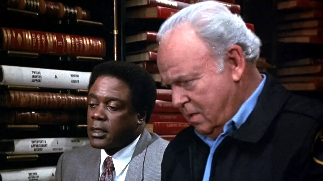 Pluto TV Classic TV Crime Drama live