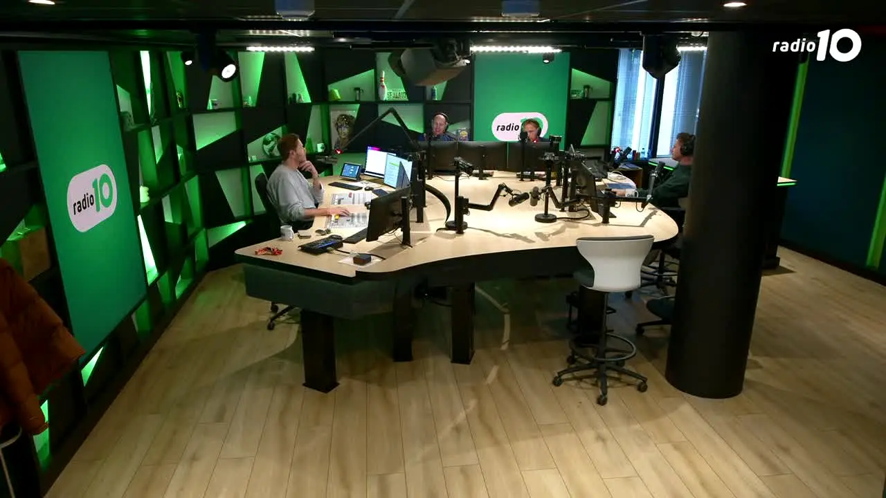 Radio 10 live