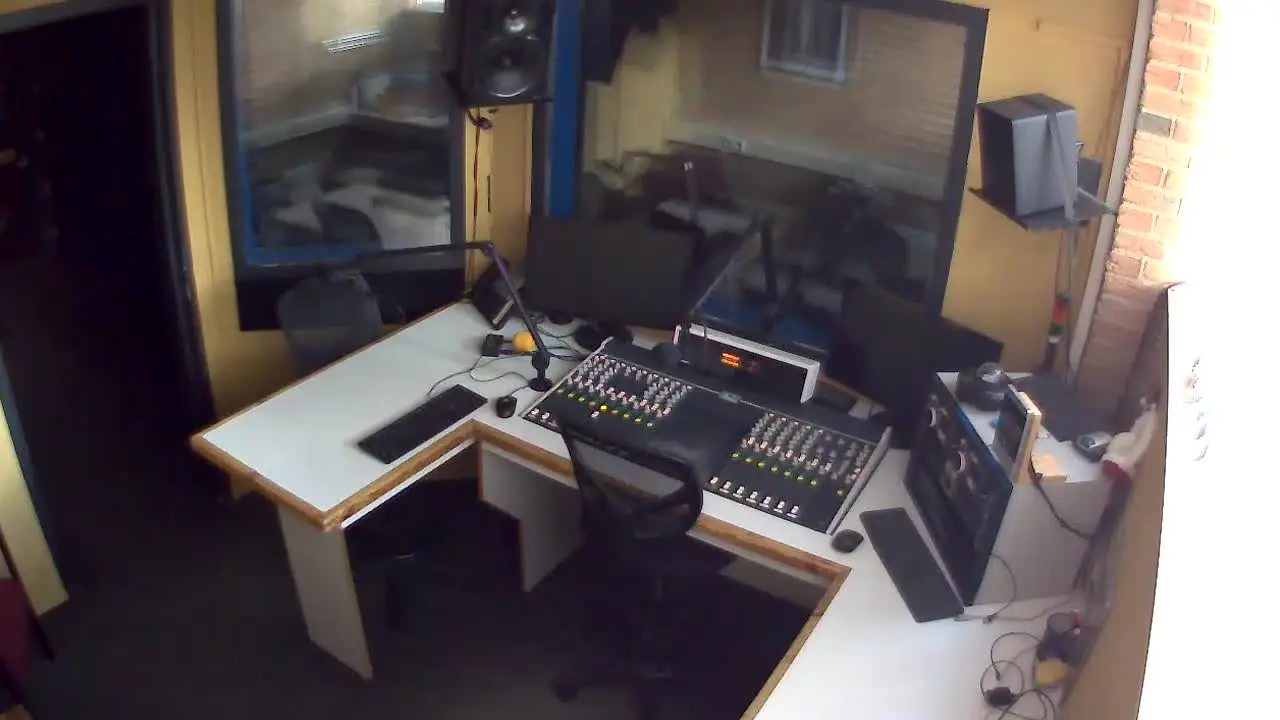 Radio 350 live