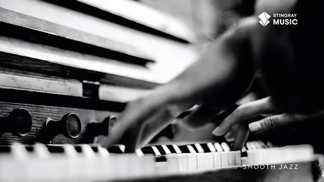 Stingray Smooth Jazz live