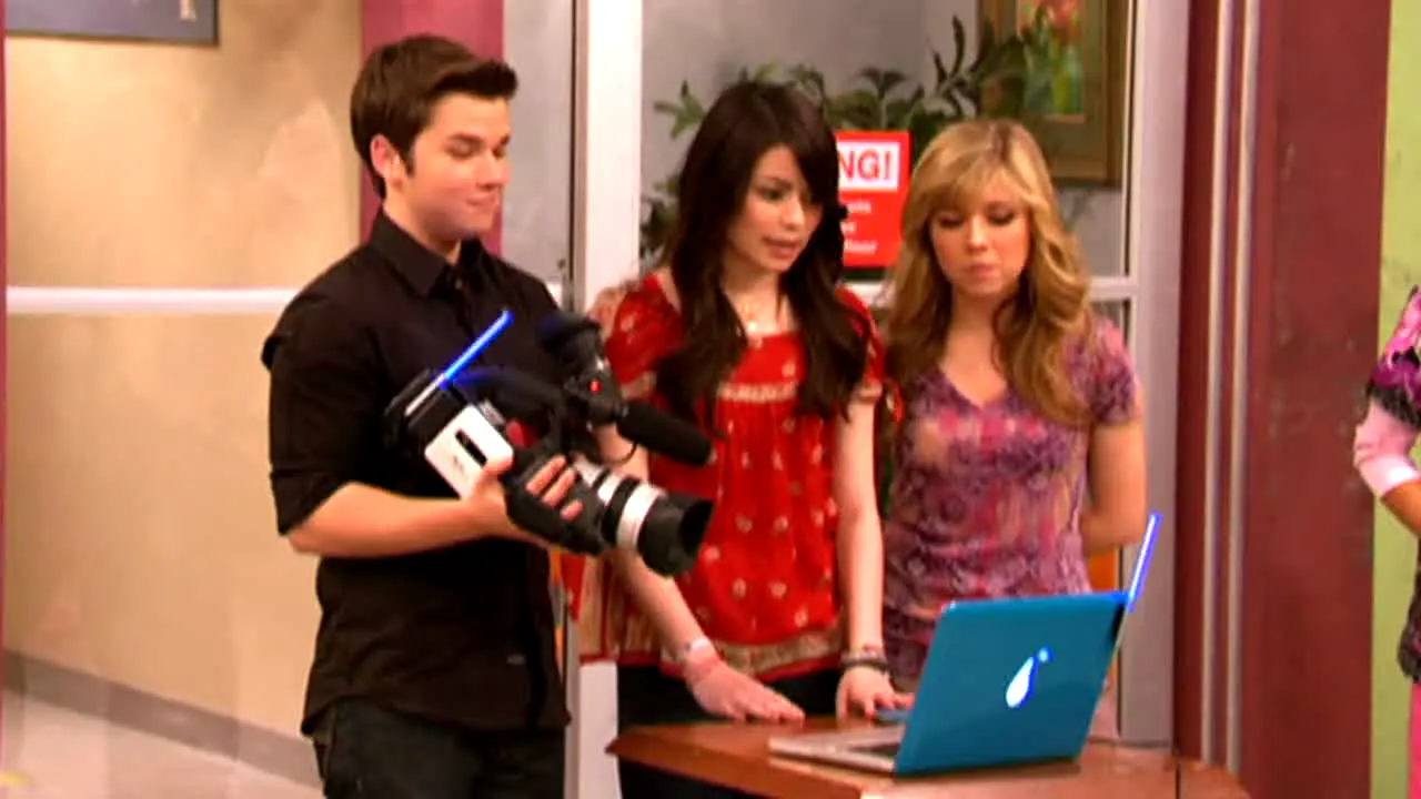 iCarly live