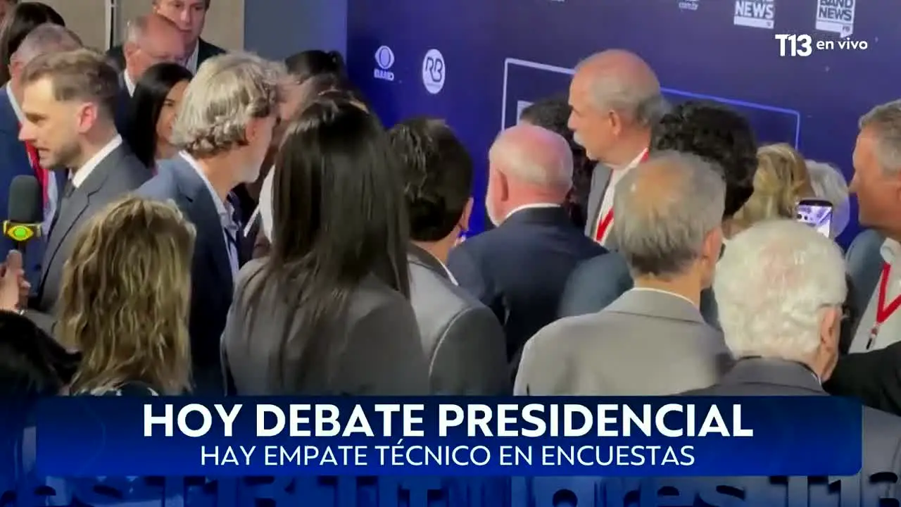 T13 En Vivo live