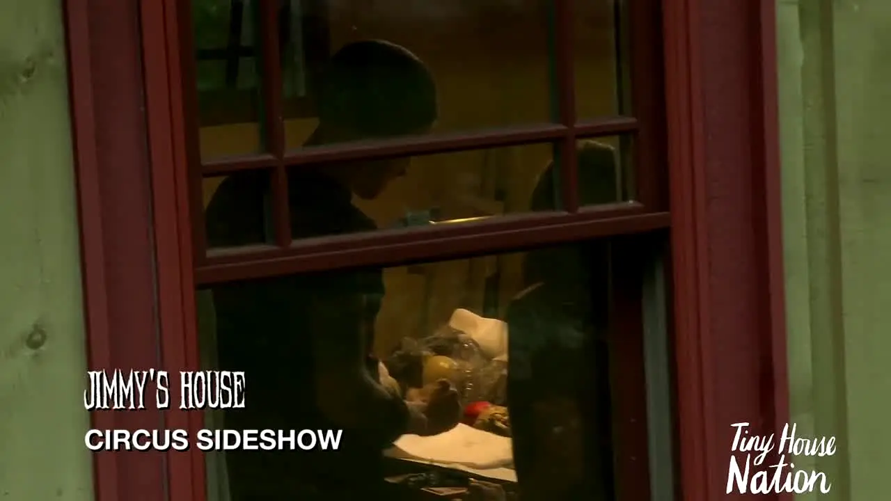 Tiny House Nation live