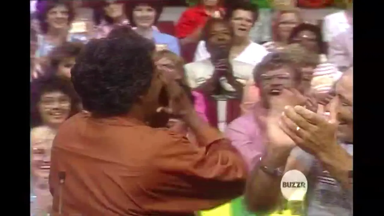 BUZZR TV USA EN live