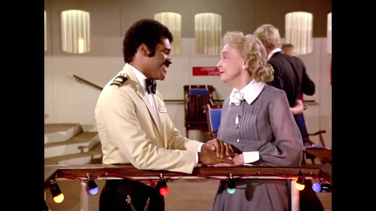 Love Boat live