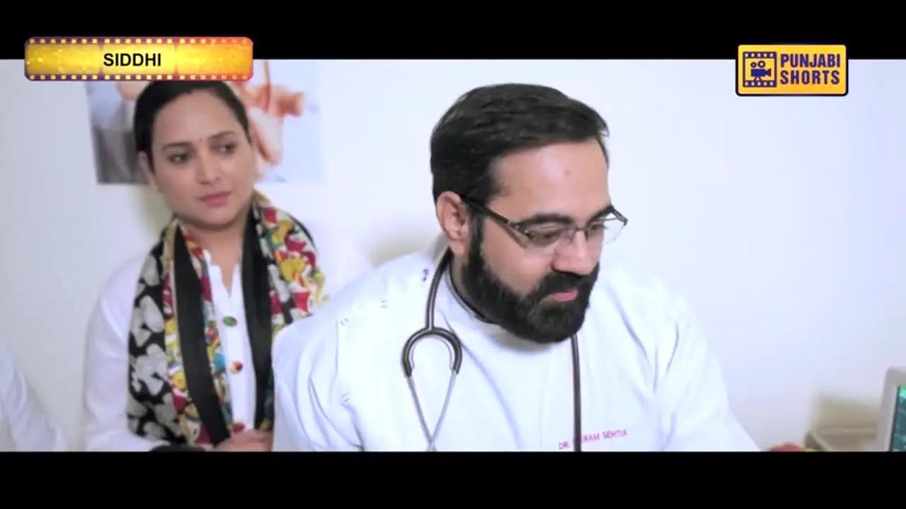 Punjabi Shorts in diretta