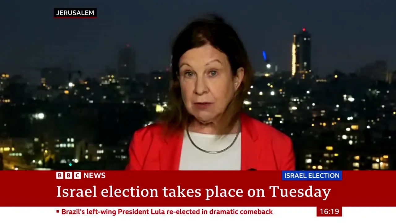 BBC News live