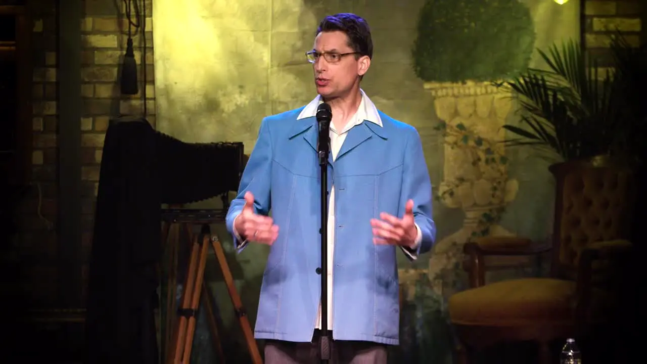 Drybar Comedy live