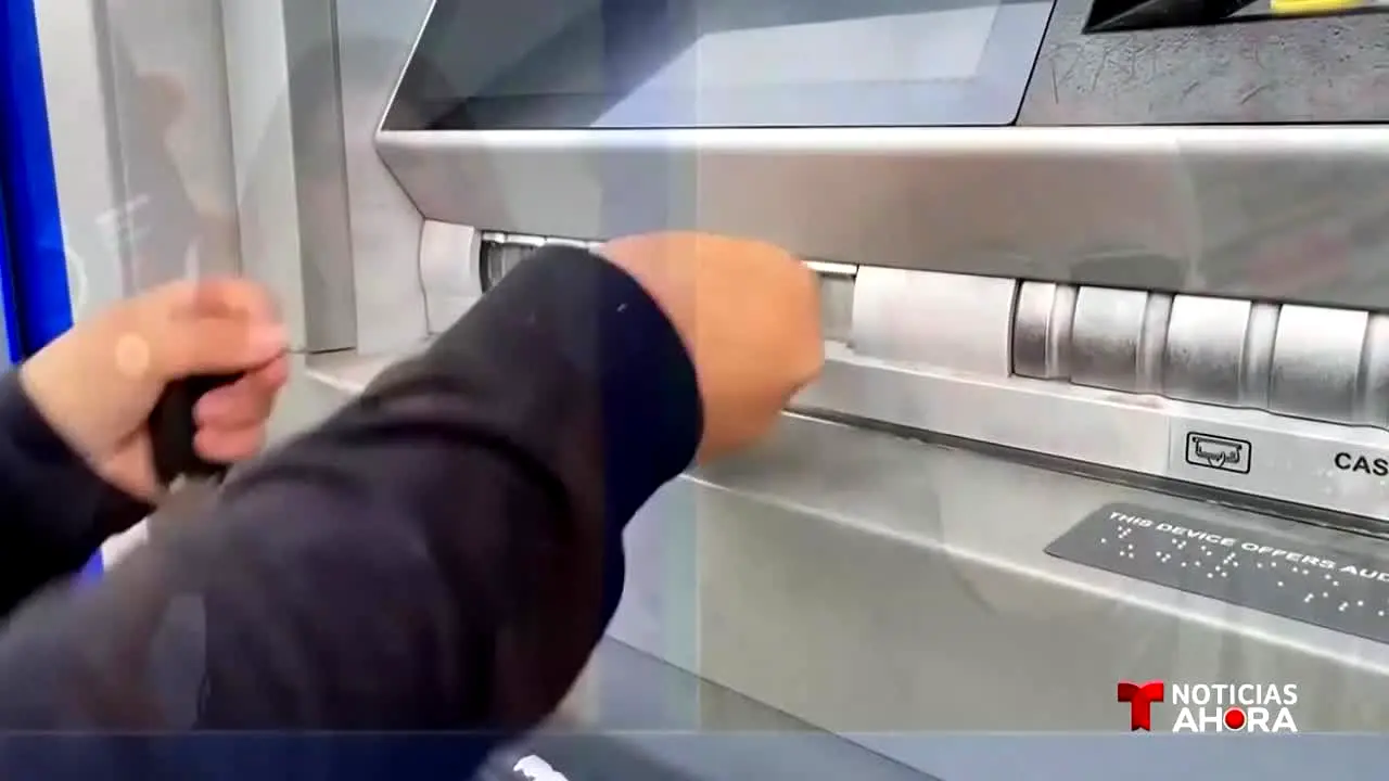 Noticias Telemundo AHORA live