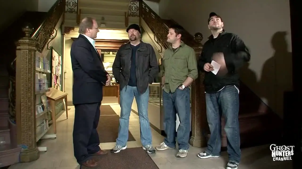 Ghost Hunters live