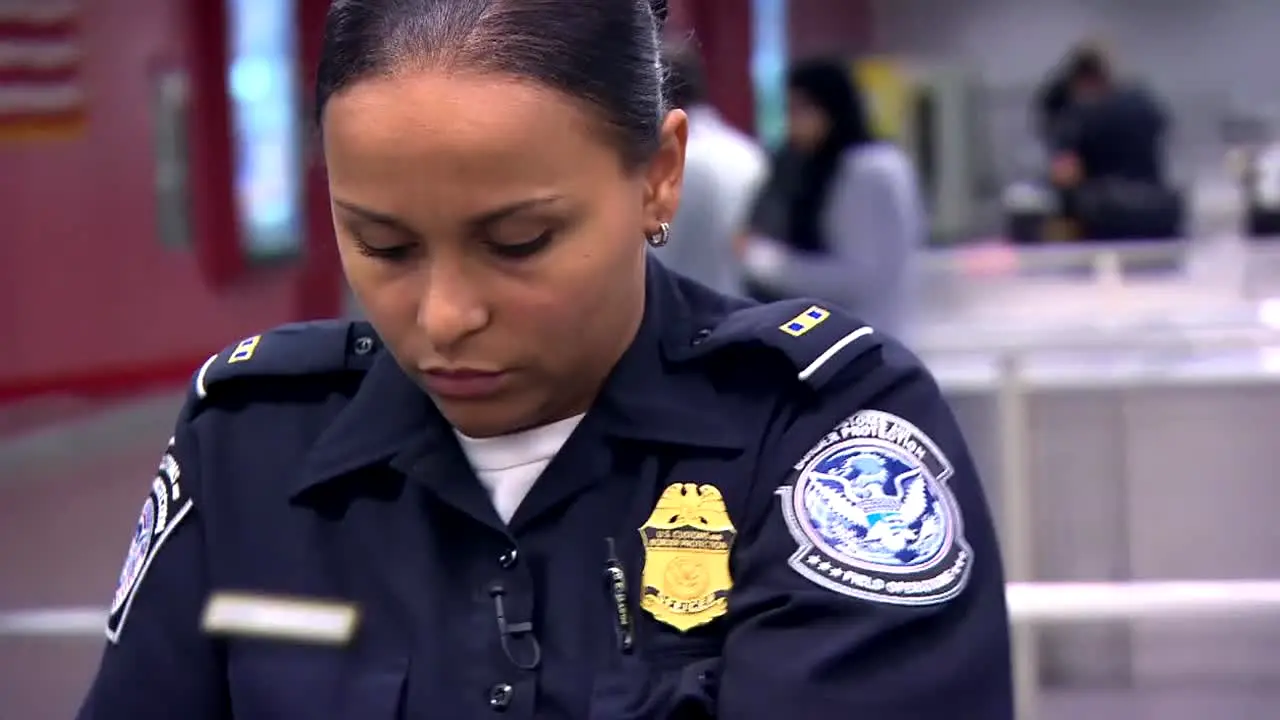Busted at the Border in diretta