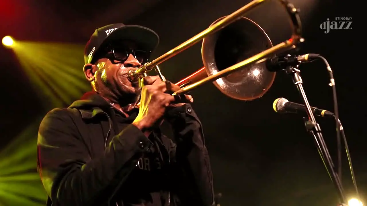 Stingray DJAZZ en direct