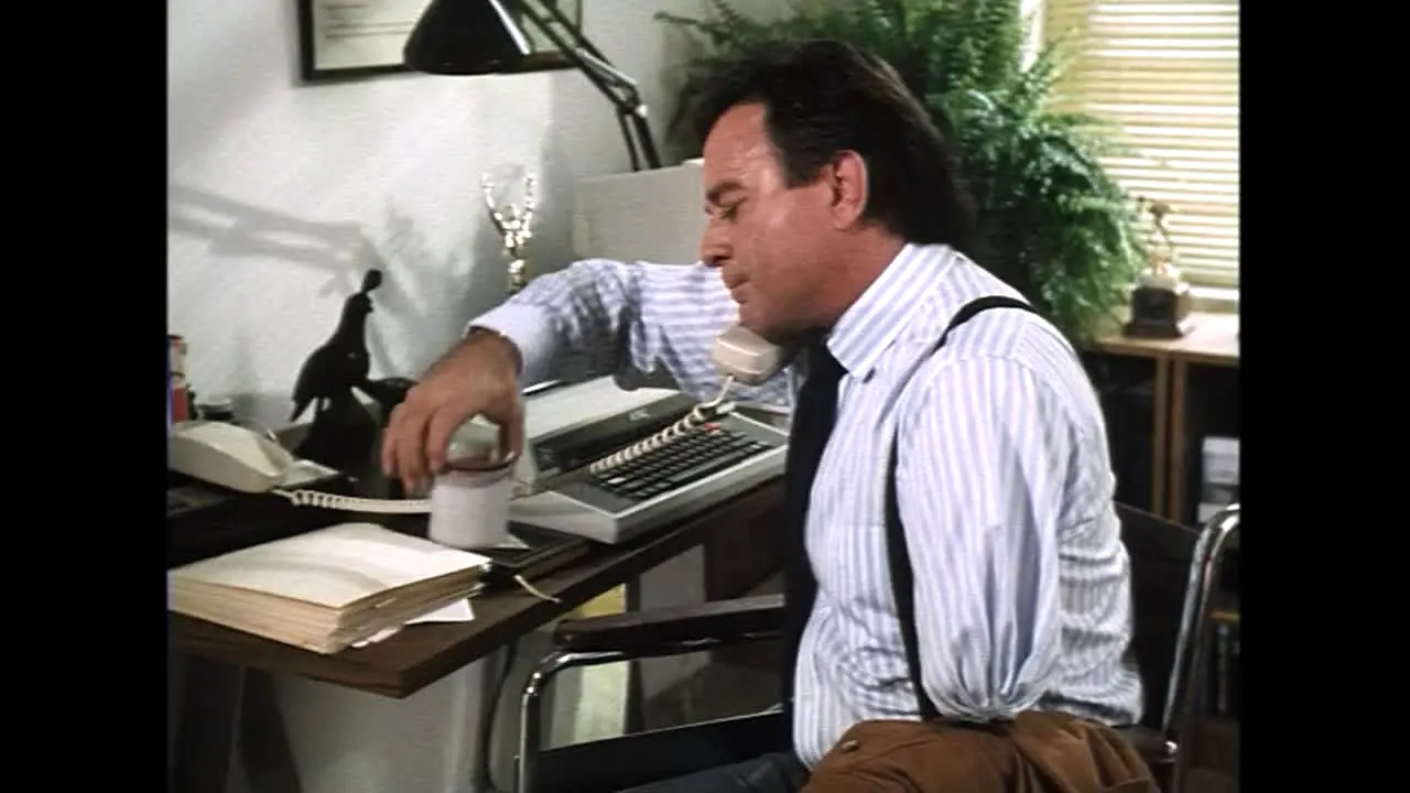 Cagney & Lacey live