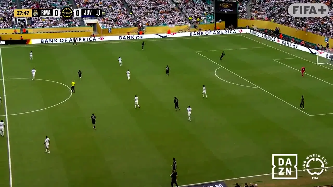 FIFA+ na żywo