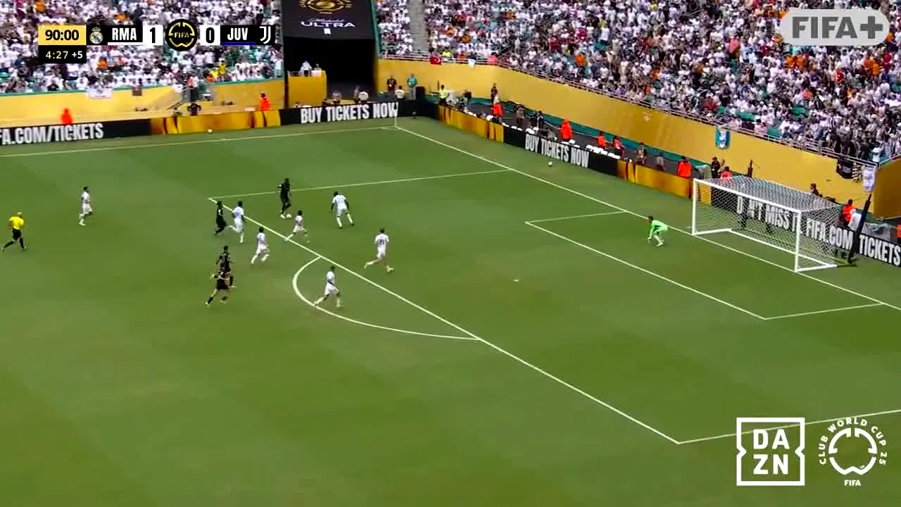 FIFA+ — прямой эфир