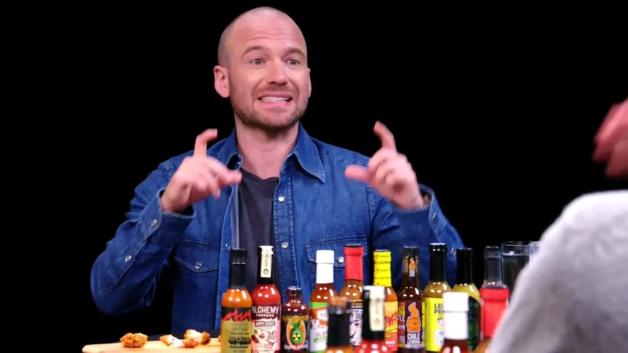 Hot Ones en direct
