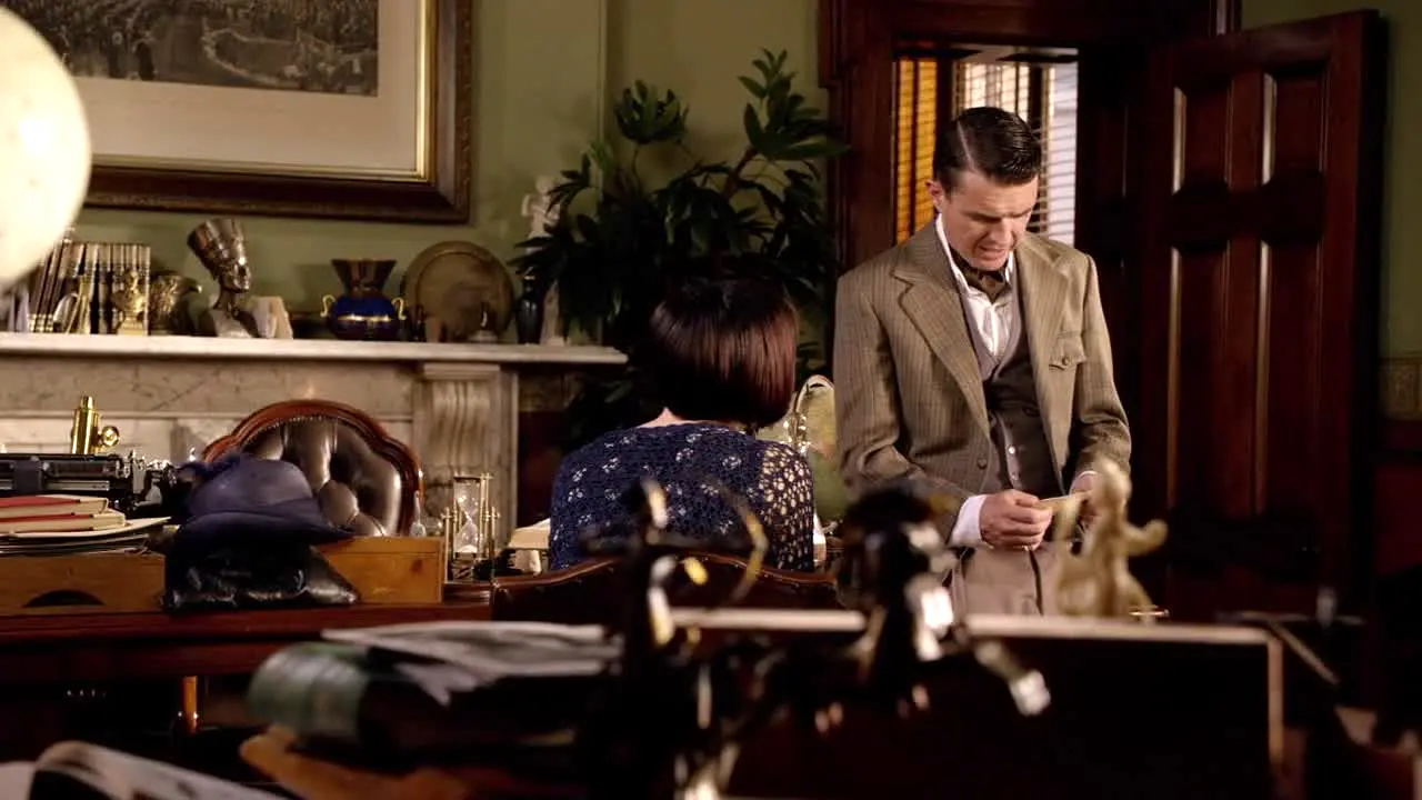 Los Misteriosos asesinatos de Miss Fisher live
