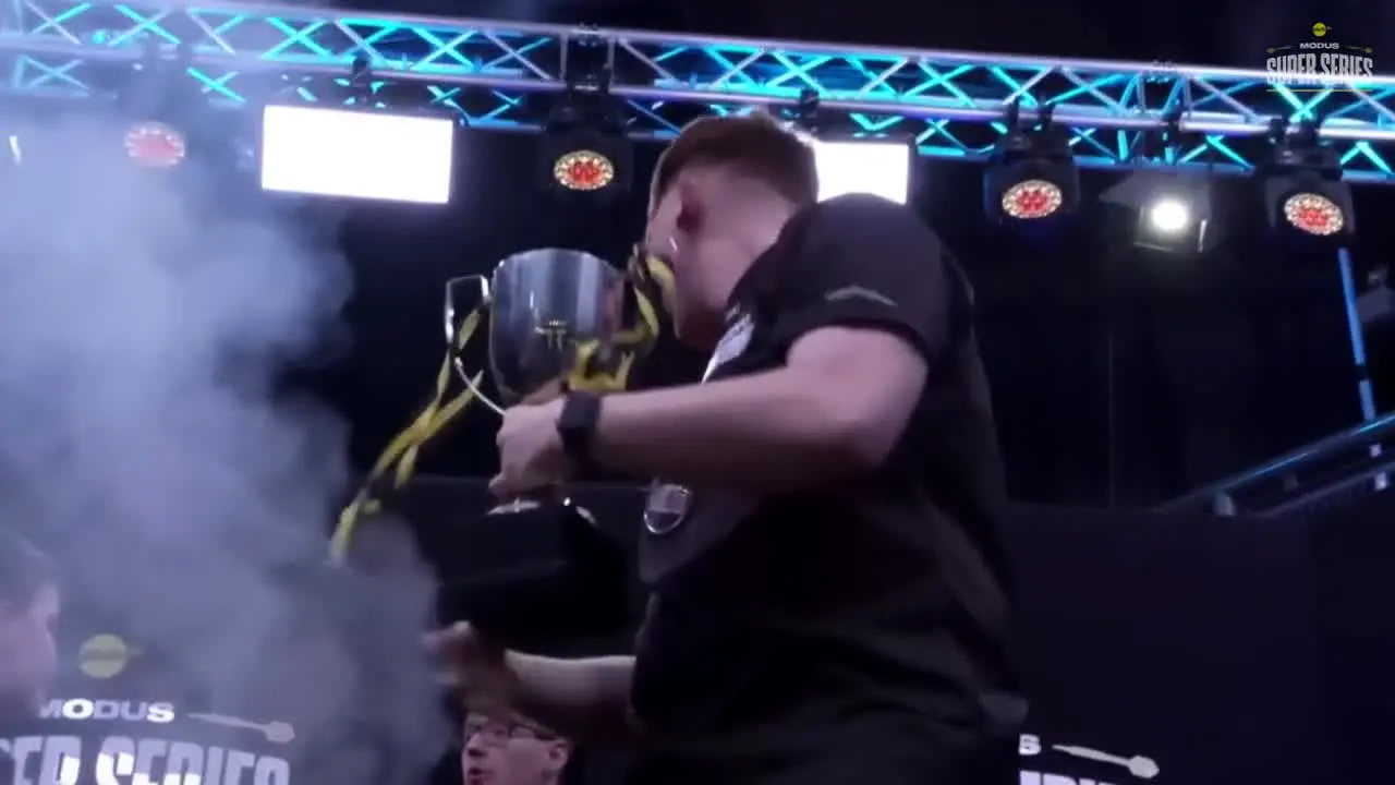 MODUS Super Series Darts live