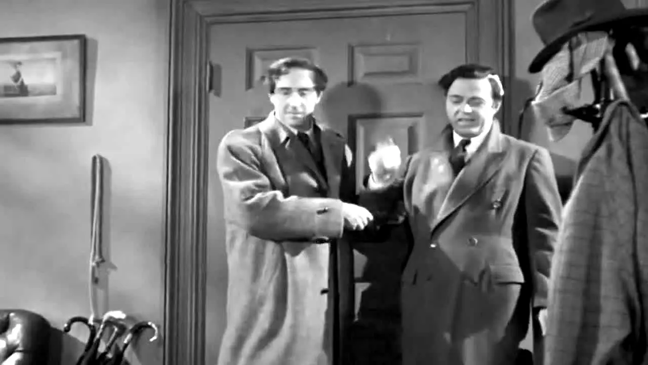 Pluto TV Sherlock Holmes — прямой эфир