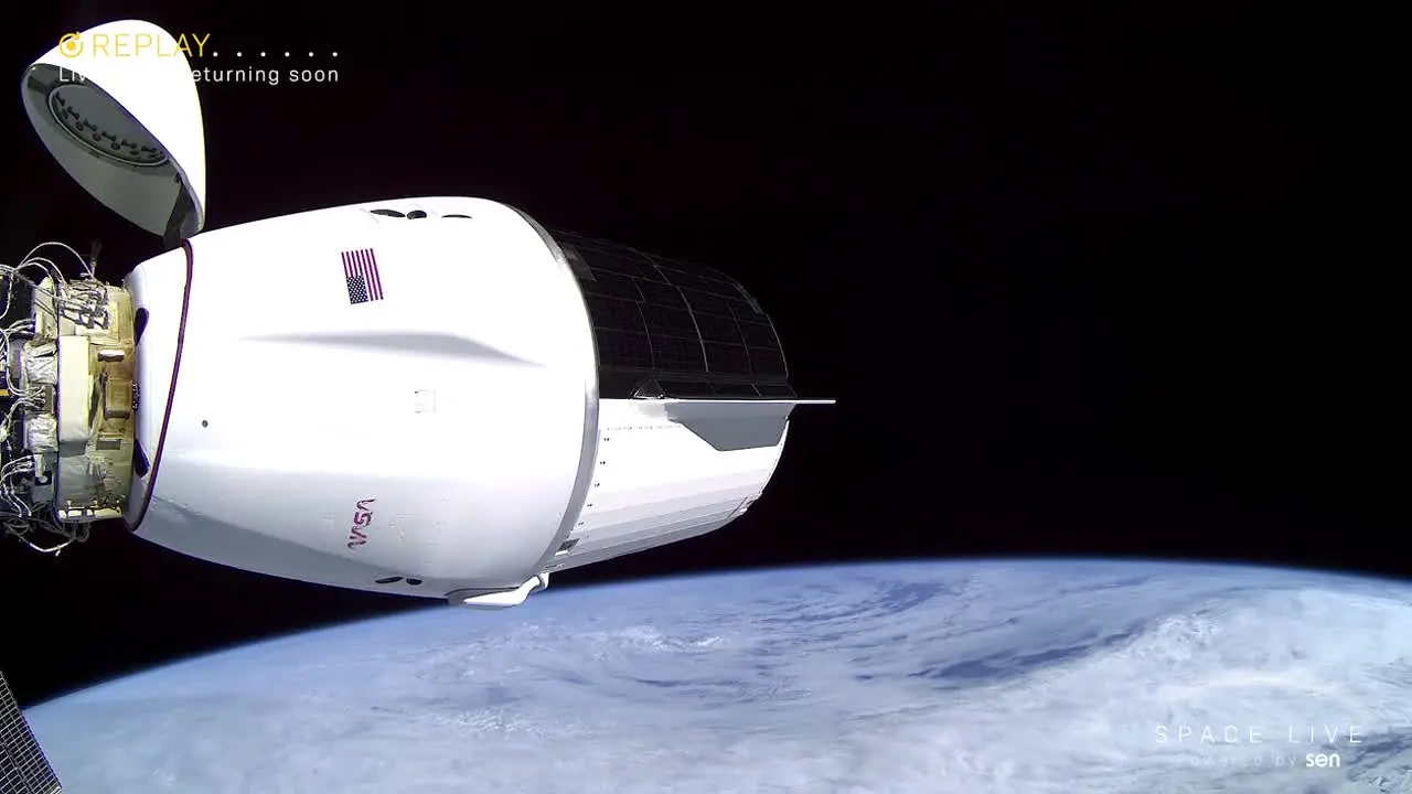 Space Live live