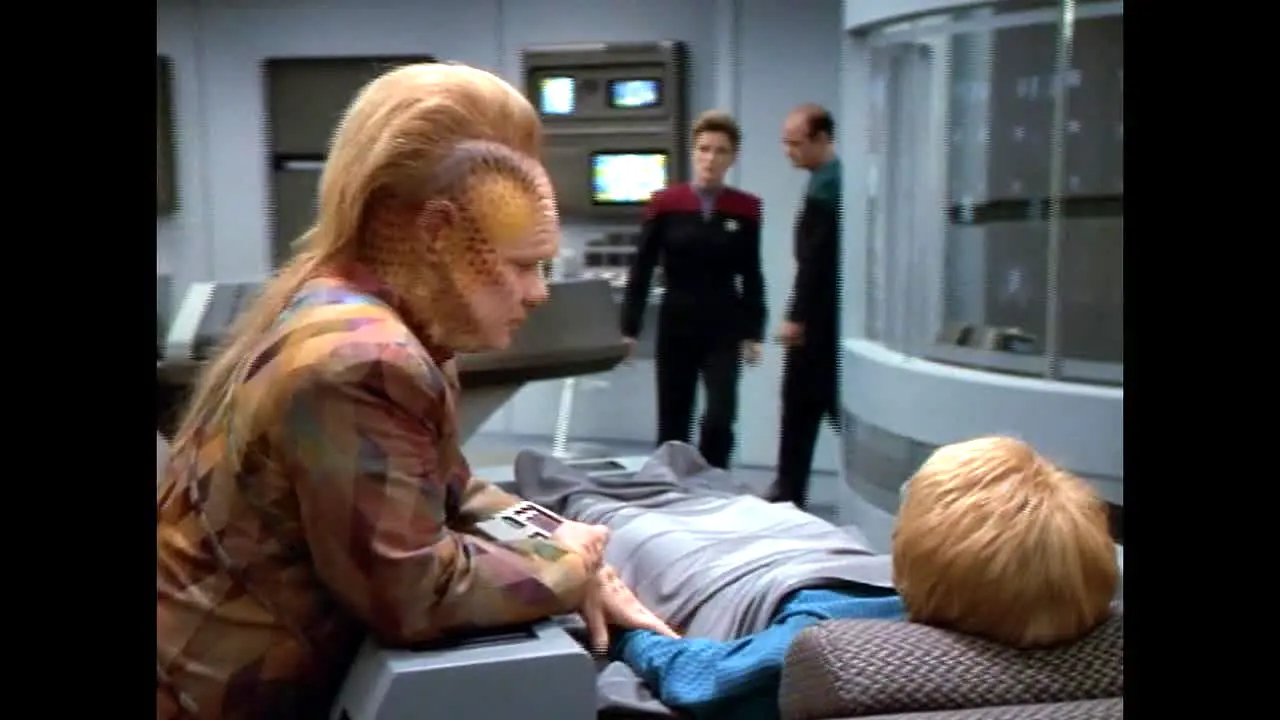 Star Trek: Voyager live