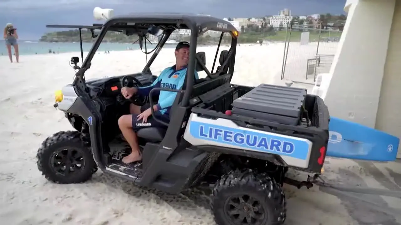 Bondi Rescue ao vivo
