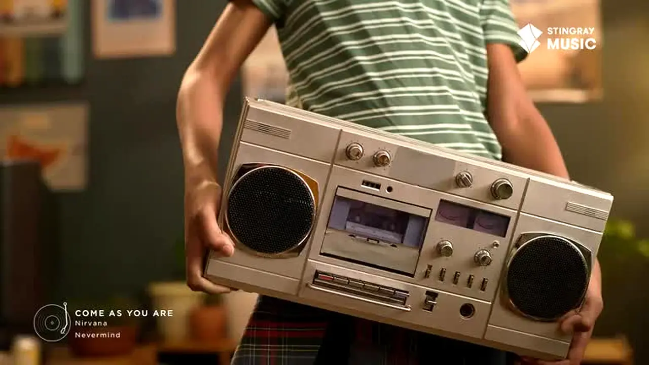 Nothin' But 90s live