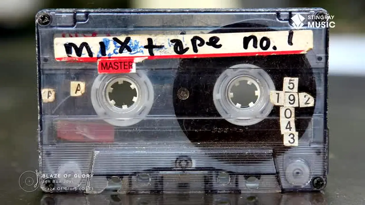 Nothin' But 90s live