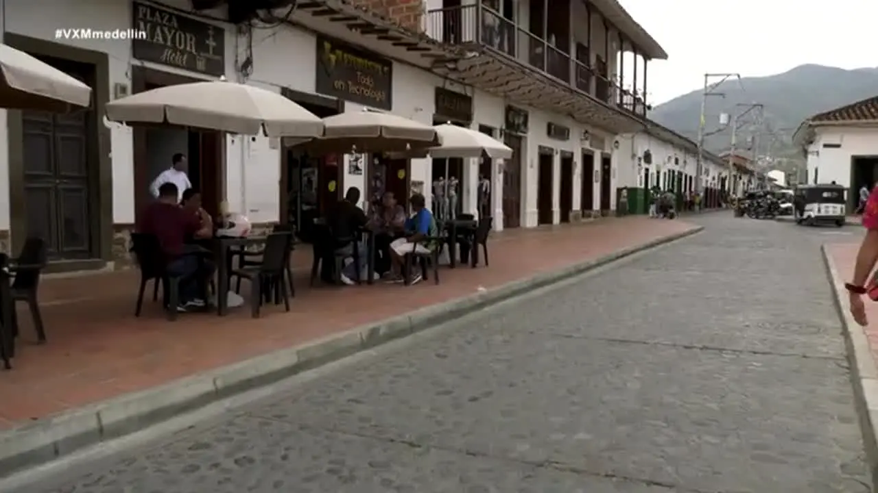Buen Viaje live