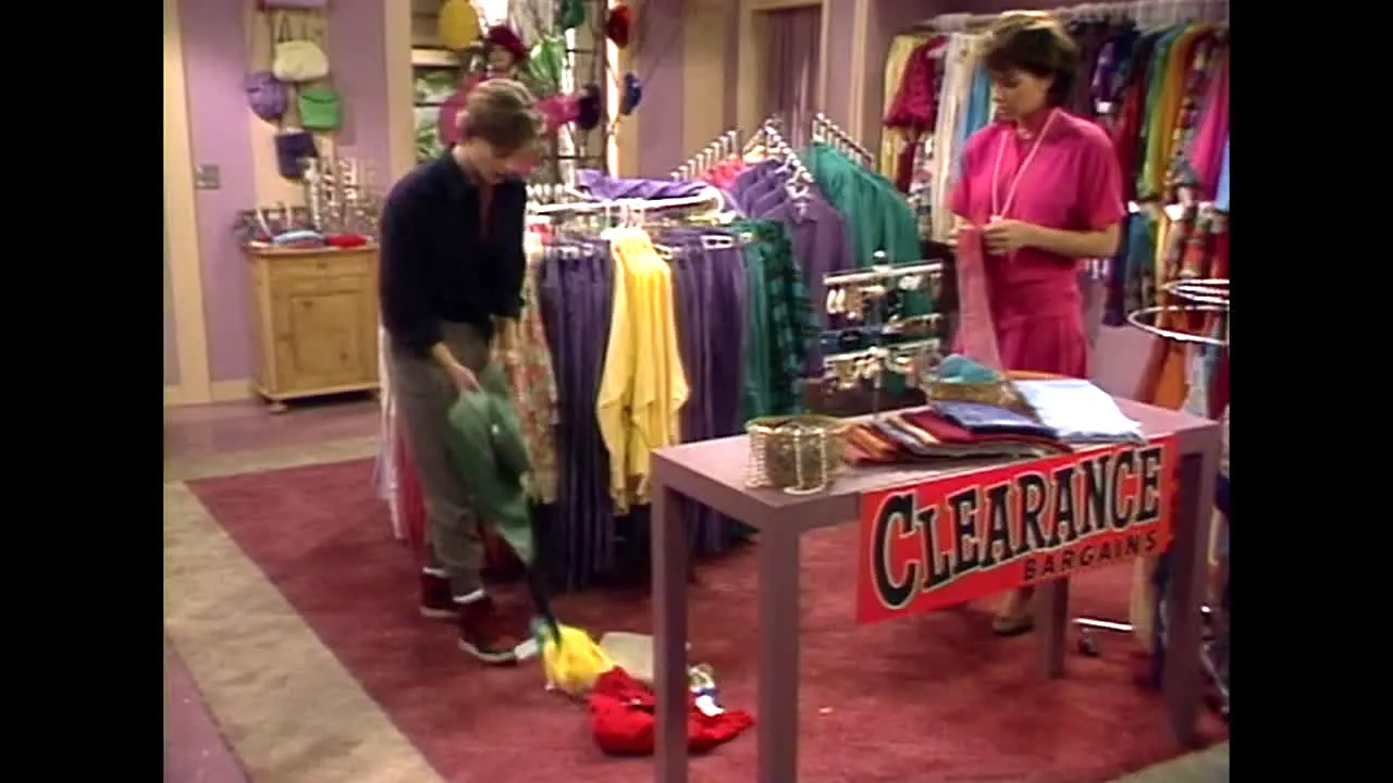 Family Ties in diretta