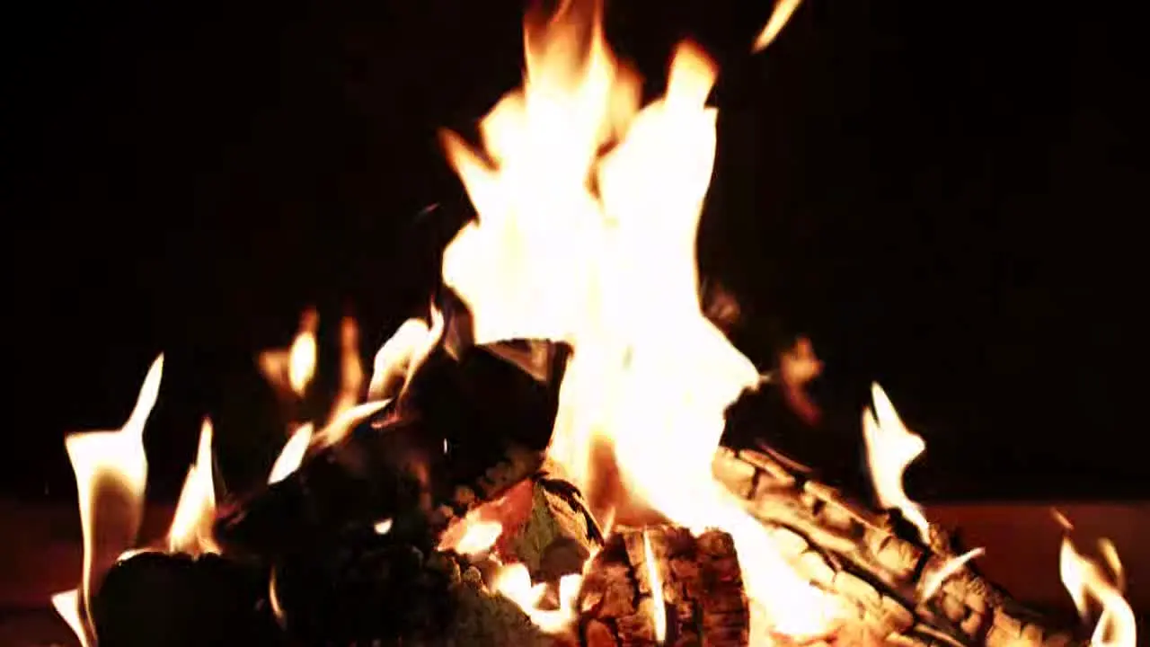 Fireplace Vibes in diretta