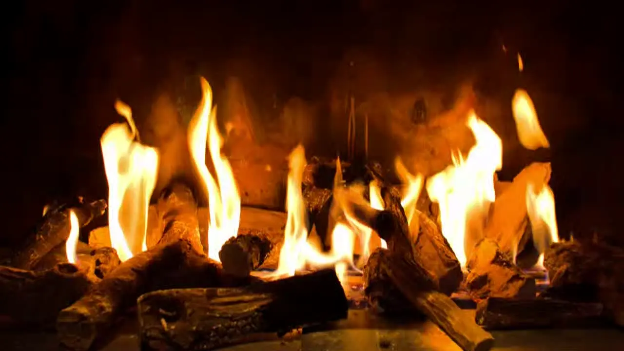 Fireplace Vibes in diretta