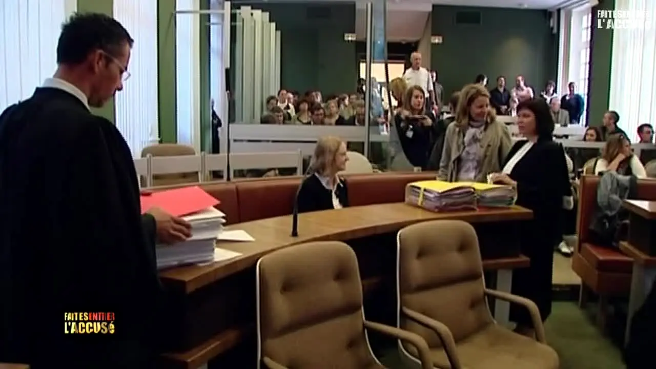 Faites entrer l'accusé in diretta