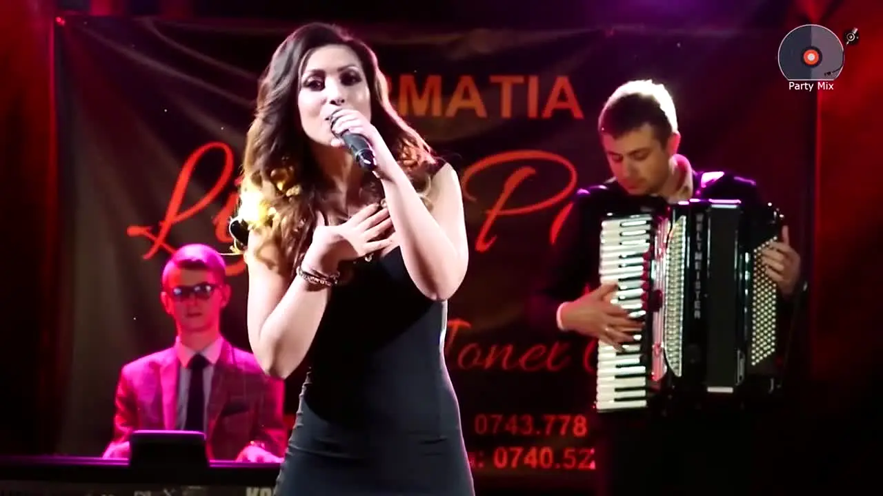 Party Mix live